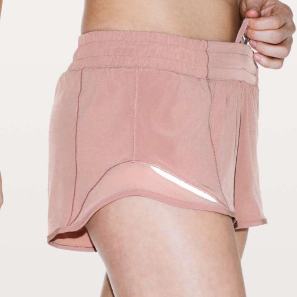 Lululemon copper coil hotty hot short size 8 NWT - Picture 10 of 10